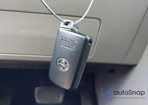 2019 Toyota Highlander Limited from USA, damaged, VIN 5TDDZRFH1KS736146